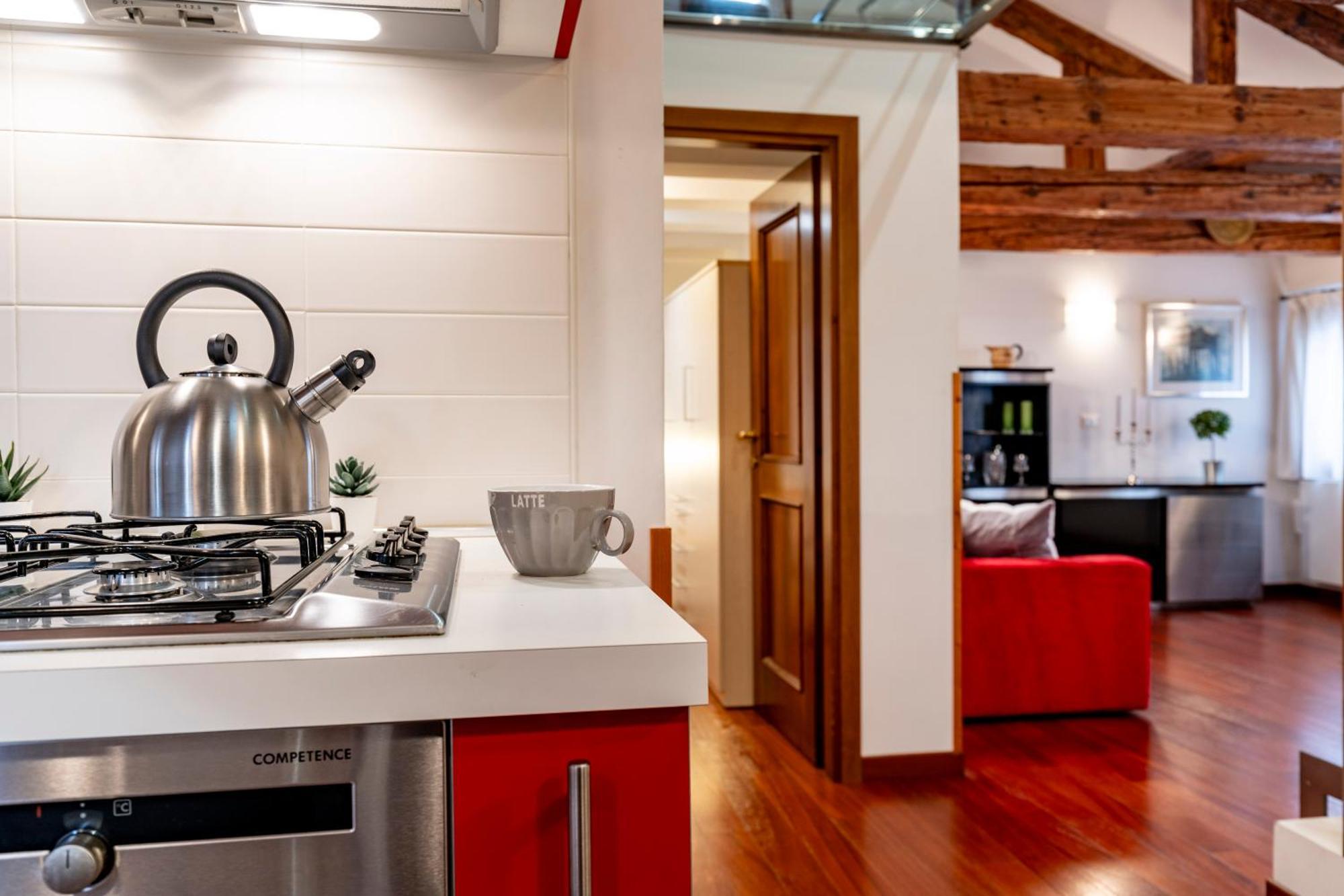 Glass House - Loft 2 Minutes To Rialto Bridge & View Venice Exterior photo